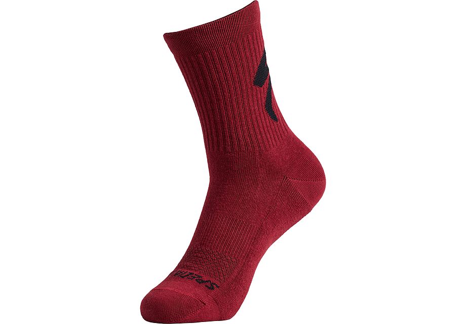 cotton-tall-logo-socks-maroon